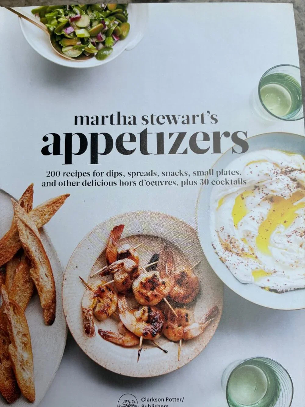 MARTHA STEWART'S APPETIZERS - 2015 FIRST PRINTING  HC